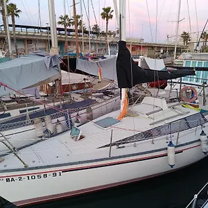Experience On A Sailboat To Sleep Sant Adria de Besos