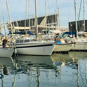 Sleep & Boats Barcelona Sant Adria de Besos